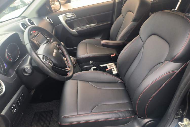 Used Haval H6 2016 Upgraded Model 1.5T Automatic Two-Wheel Drive Elite Version
