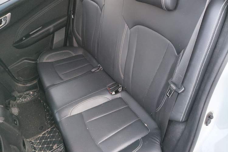 Used Geely Auto Vision X3 2019 Upgraded Model 1.5L CVT Elite Version
