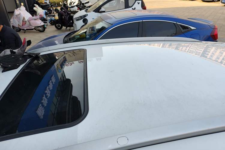 Used Geely Auto Vision X3 2017 1.5L Automatic Prestige Model
