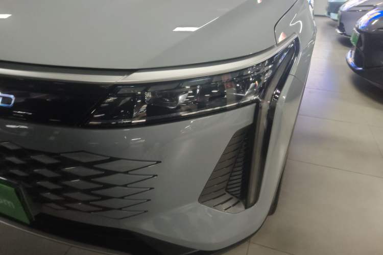 Used  Stellar C-DM 2024 1.5T Long-Range Pro
