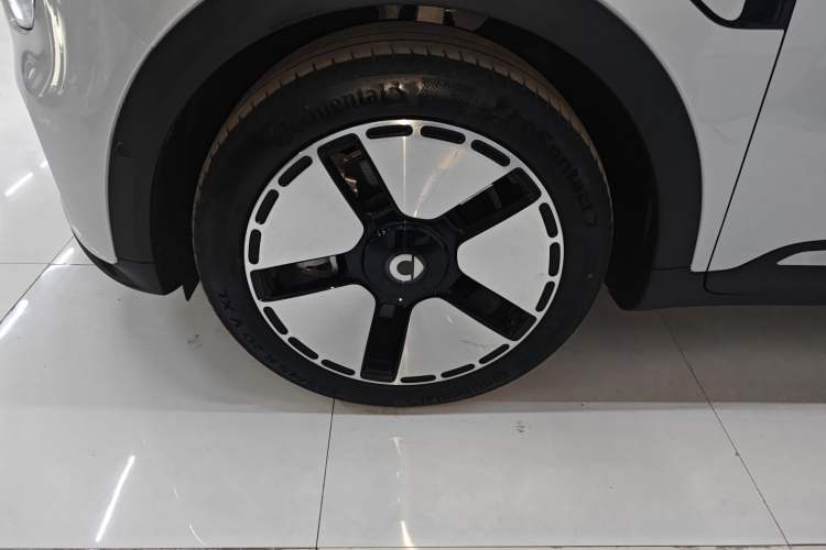 Used  #5 2024 Long-Range Journey Luxury Edition