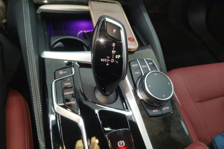 Used BMW 5 Series 2022 Second Facelift 525Li M Sport Package
