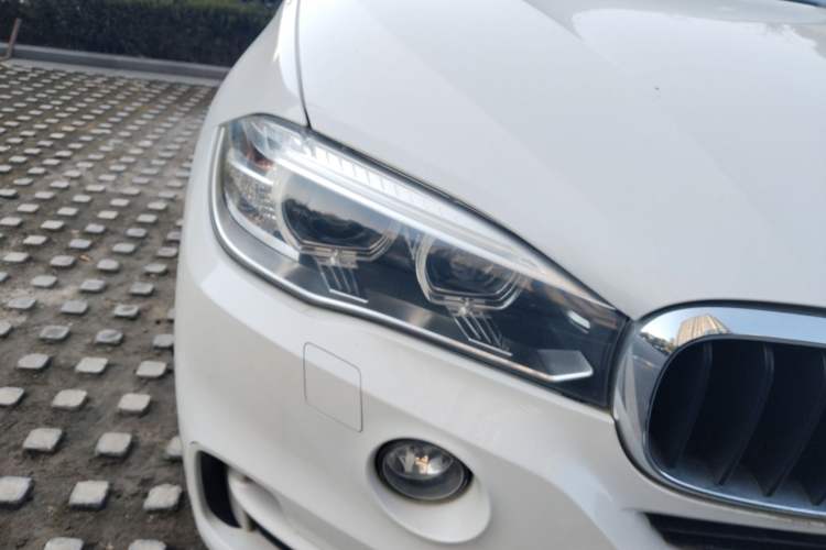 Used BMW X5 2015 xDrive28i
