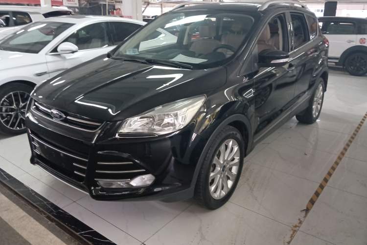 Used Ford Kuga 2015 2.0L GTDi Four-Wheel Drive Elite Model
