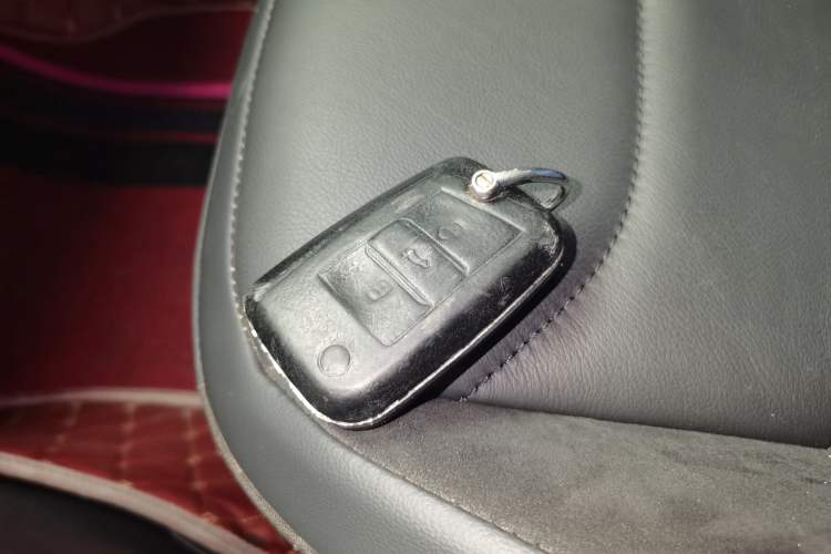 Used Volkswagen Tiguan L 2018 330TSI Automatic Two-Wheel Drive Comfort Edition
