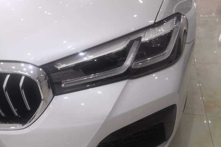 Used BMW 5 Series 2022 Second Facelift 525Li M Sport Package
