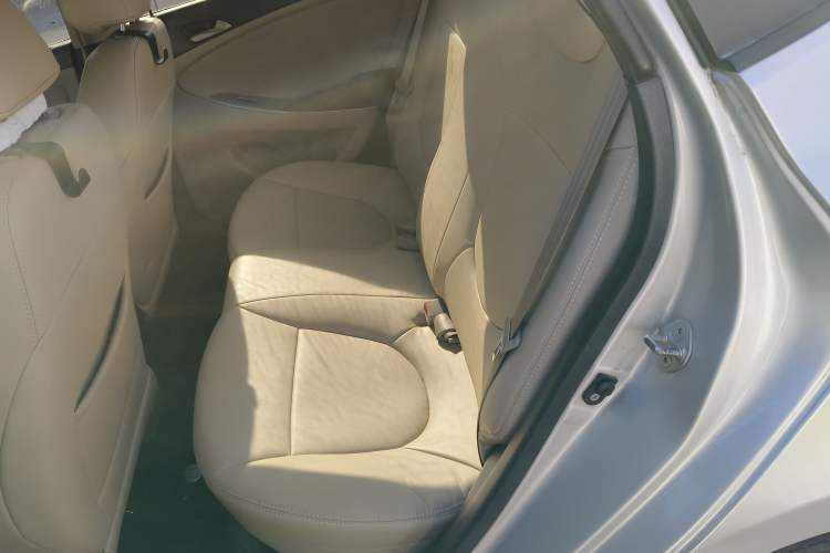 Used Hyundai Verna 2014 1.4L Automatic Smart GLS
