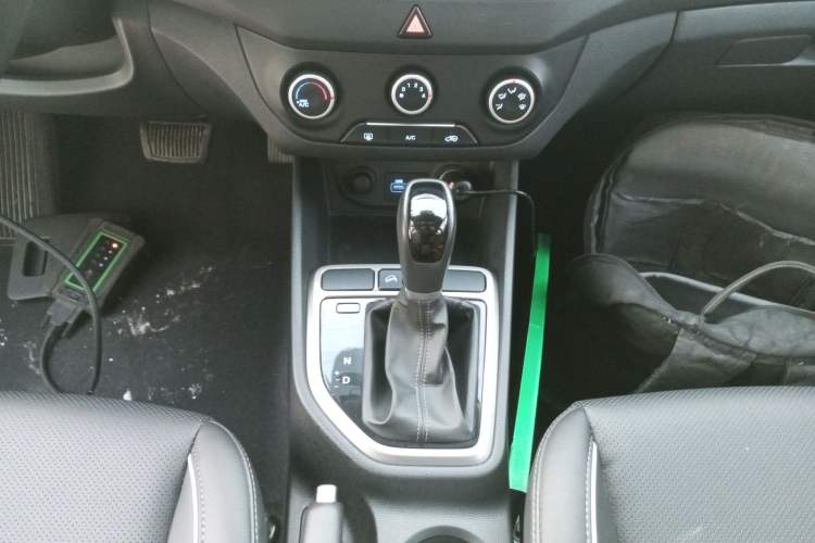 Used Hyundai ix25 2015 1.6L Automatic Two-Wheel Drive Smart GLS Trim
