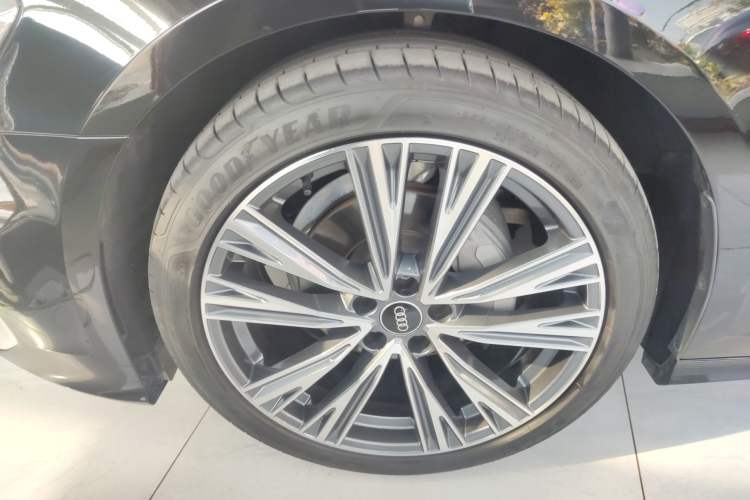 Used Audi A6L 2024 40 TFSI Luxury Dynamic Edition
