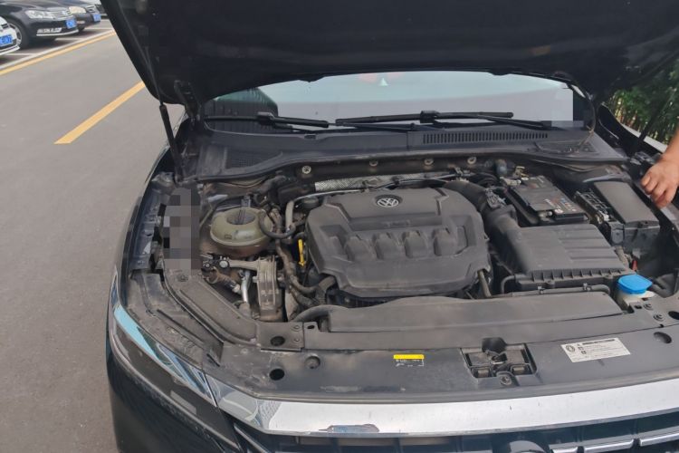 Used Volkswagen Passat 2020 330TSI Luxury Edition China VI
