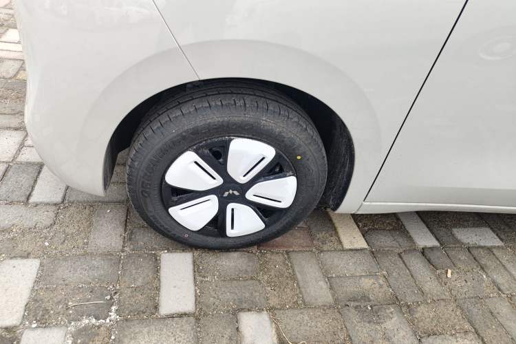 Used Wuling Hongguang MINIEV 2025 Four-Door Version Advanced Edition
