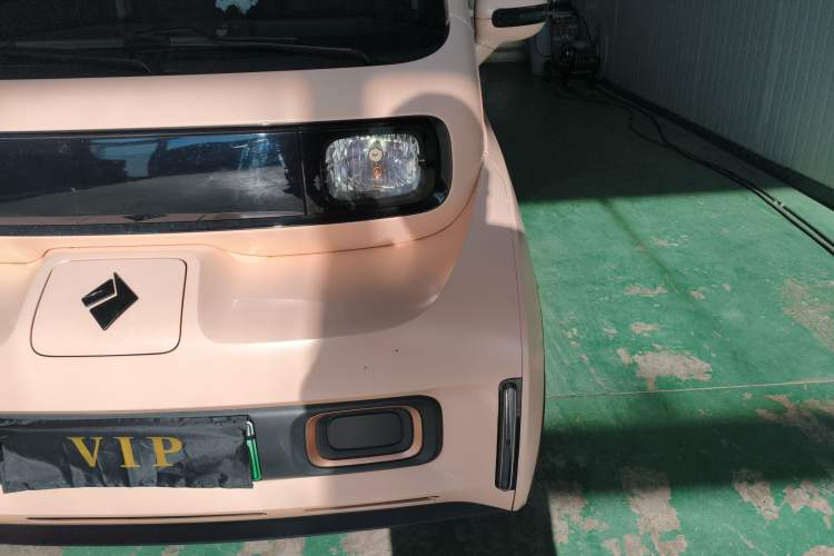 Used Baojun KiWi EV 2022 Designer Lite Edition Lithium Iron Phosphate
