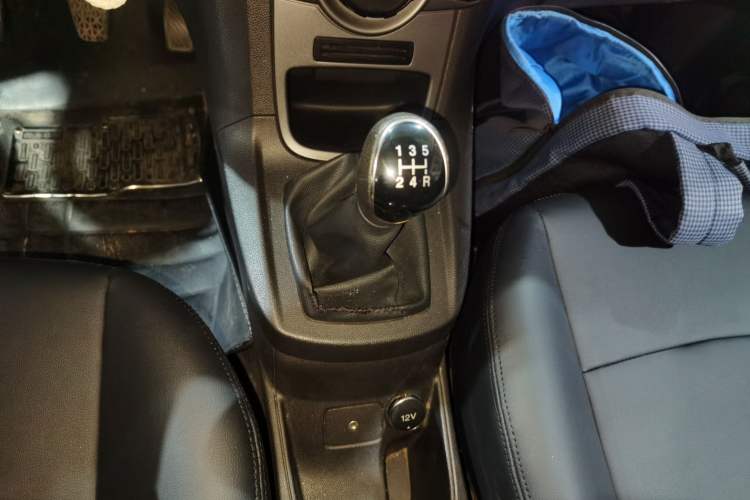 Used Ford Fiesta 2013 Hatchback 1.5L Manual Fashion Edition