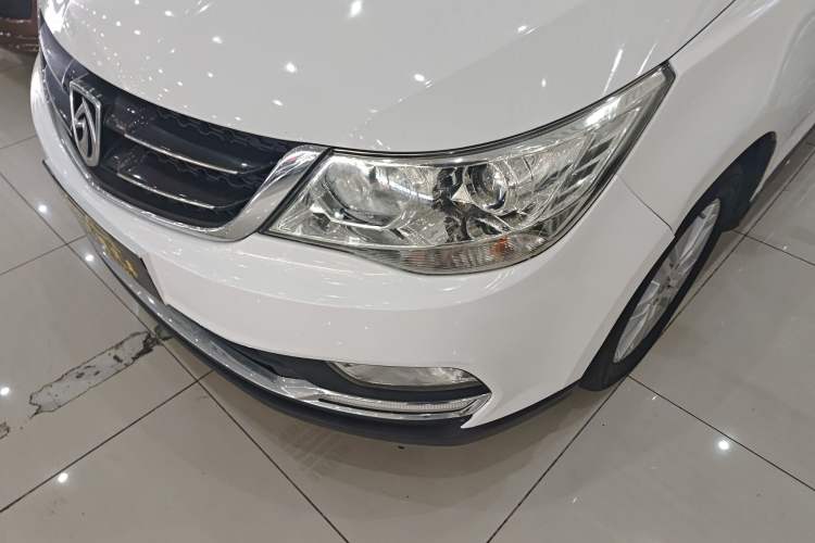 Used Baojun 730 2016 1.5L Manual Comfort Version 7 Seats China V Emission Standard
