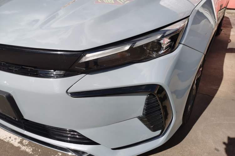 Used Geely Auto Emgrand L HiP 2024 Champion Edition 1.5TD-DHT Pro 100KM Excellence Model
