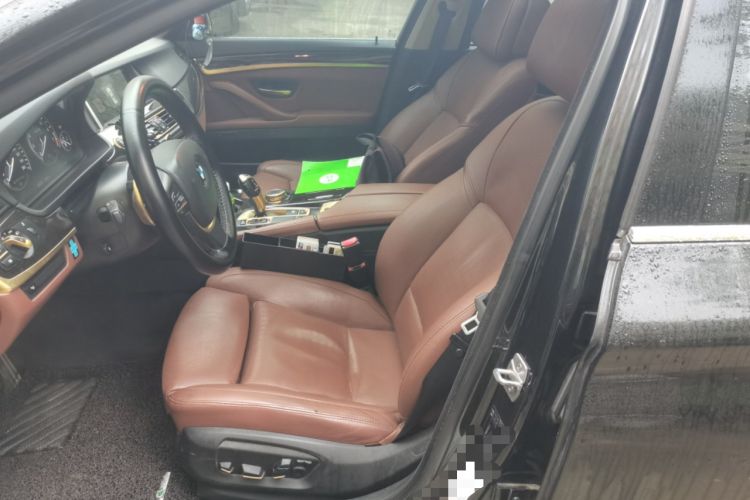 Used BMW 5 Series 2014 535Li Leading Model
