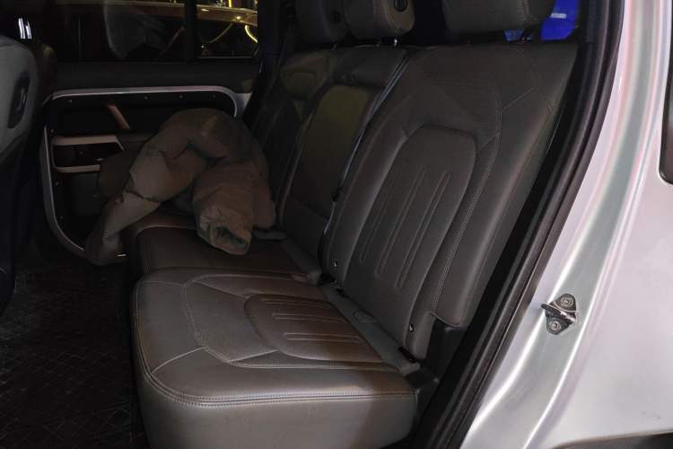 Used Land Rover Defender 2022 110 P400 Dark Edition