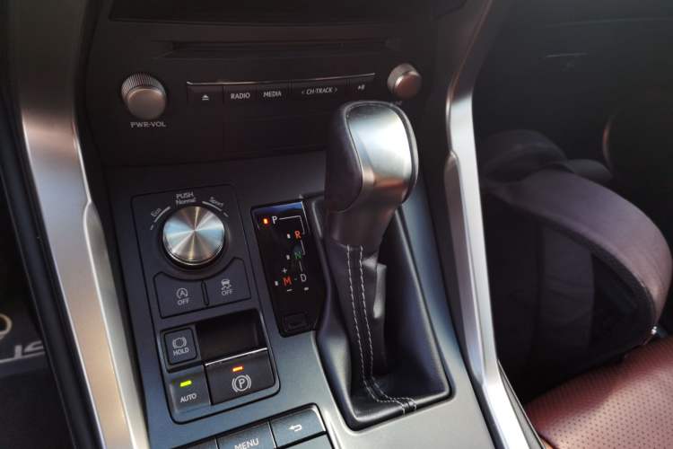 Used Lexus NX 2018 200 Front-Wheel-Drive X-Trail Version China V Standard
