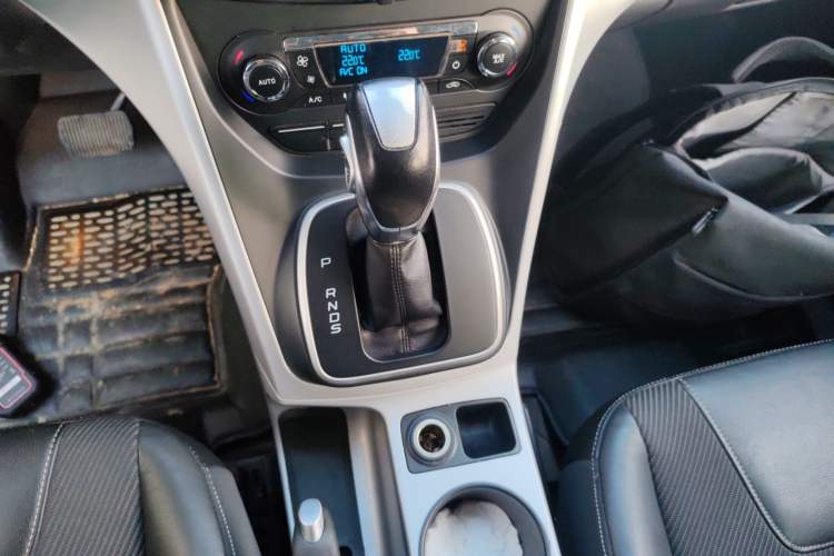 Used Ford Kuga 2013 1.6L GTDi Two-Wheel-Drive Trend Model
