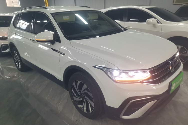 Used Volkswagen Tiguan L 2023 330TSI Automatic Two-Wheel Drive Comfort Edition
