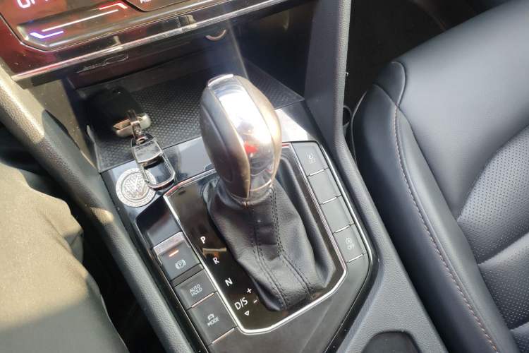 Used Volkswagen Tharu 2020 280TSI Two-Wheel Drive Luxury Plus Version China VI Standard