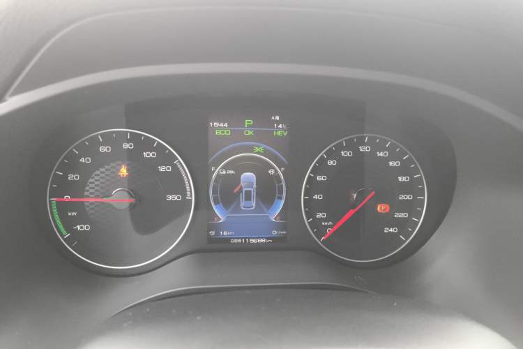 Used BYD Song New Energy 2019 Song DM 1.5TID Smart Connect Premium Model
