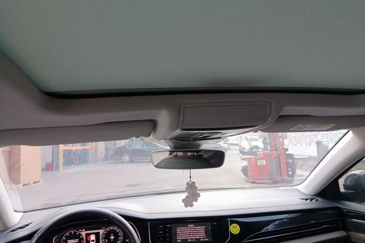 Used Volkswagen Passat 2019 330TSI Prestige Edition China VI Standard
