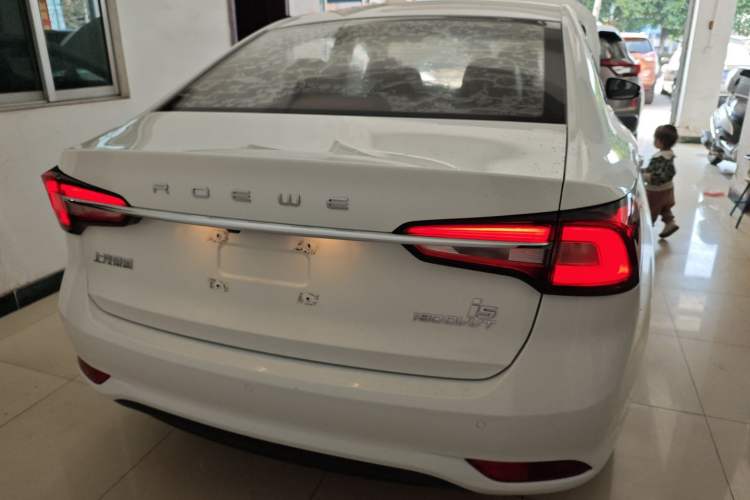 Used Roewe i5 2020 1.5L Automatic 4G Connect Luxury Flagship Edition