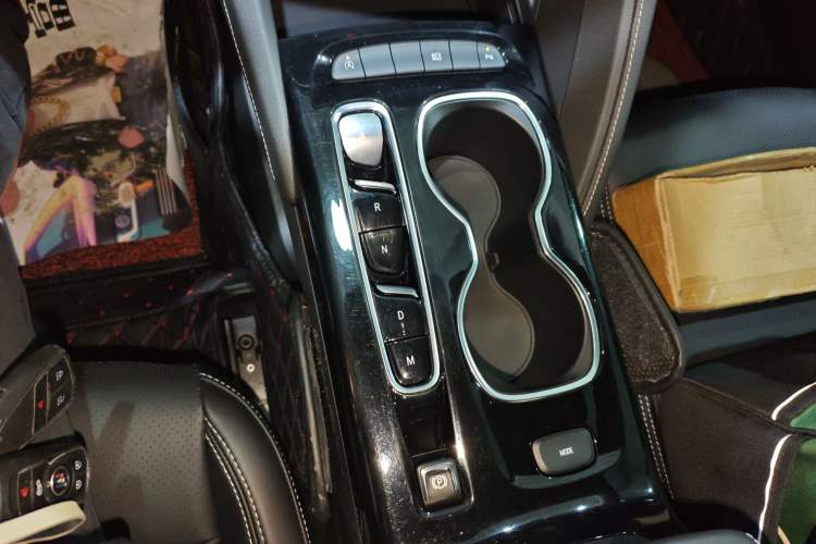 Used Buick Envision 2020 Onix S 652T Two-Wheel Drive Elite Model
