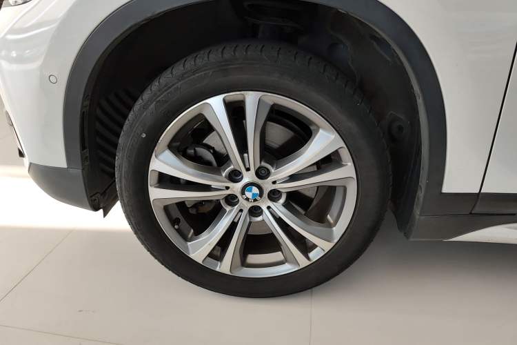 Used BMW X1 2016 xDrive20Li Luxury Model