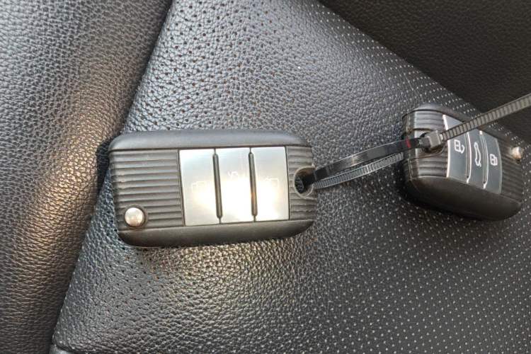 Used Roewe RX5 2016 20T Two-Wheel Drive Automatic Flagship Edition
