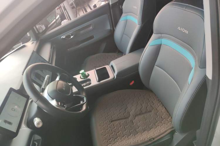 Used AION Y 2023 Plus 510 Smart Edition