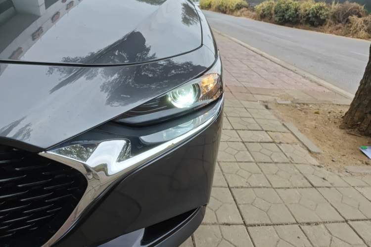 Used Mazda Mazda 3 Axela 2021 2.0L Automatic ZhiXuan Edition
