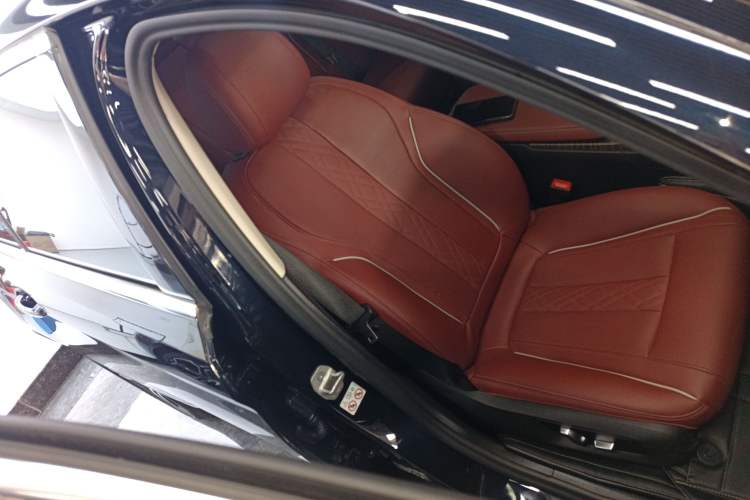 Used BMW 5 Series 2023 530Li Leading Edition Luxury Package
