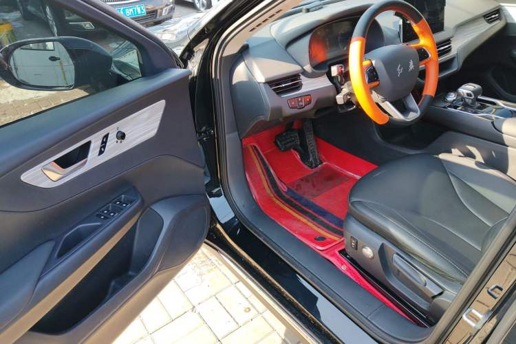 Used Hongqi E-QM5 2024 610 km PLUS
