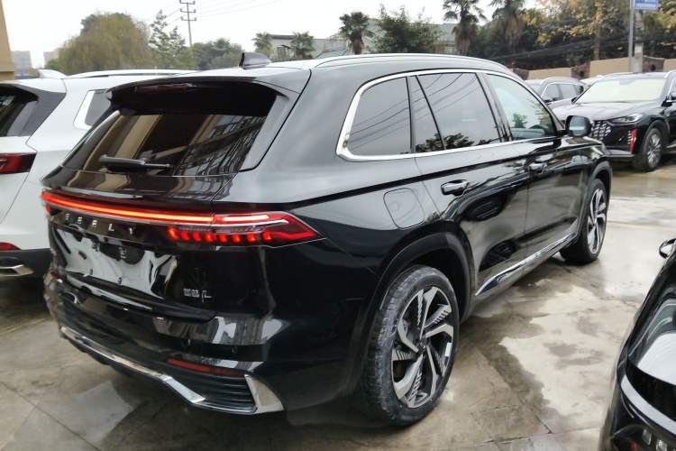 Used Geely Auto Monjaro L 2024 2.0TD High-Power Automatic Two-Wheel Drive Skyline Edition
