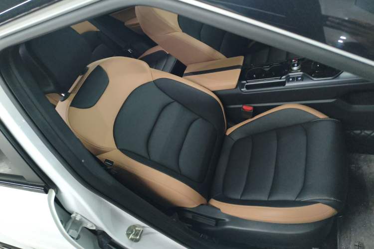 Used Geely Auto icon 2023 1.5TD Chocolate Smoothie Edition