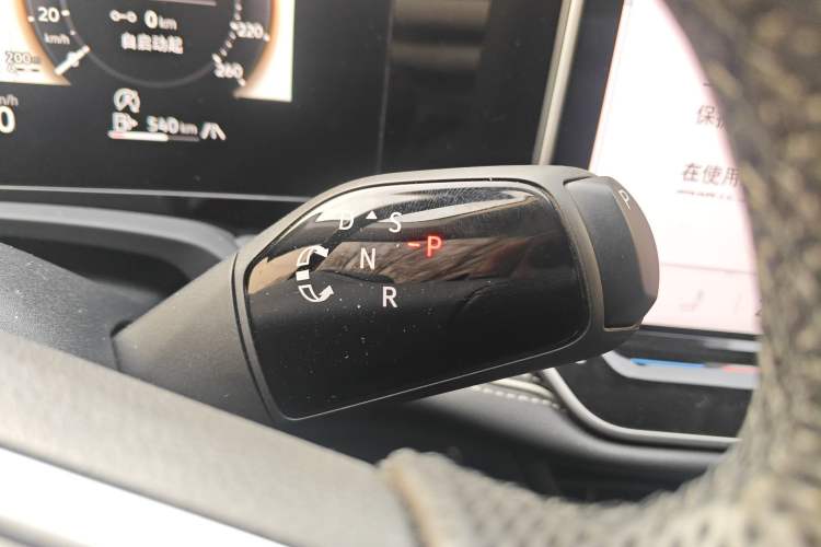 Used Volkswagen Magotan 2024 380TSI DSG Prestige Edition DaMai Package
