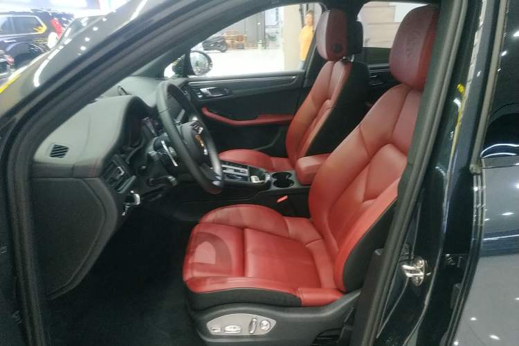 Used Porsche Macan 2024 Macan 2.0T
