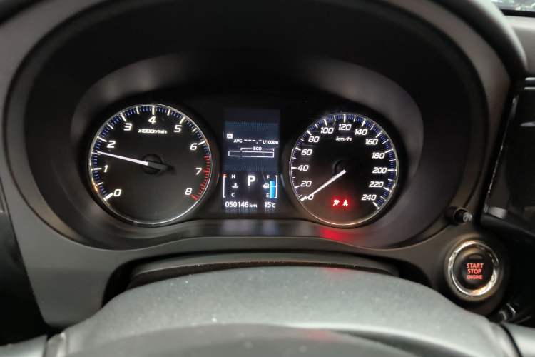 Used Mitsubishi Outlander 2019 2.0L Two-Wheel Drive Comfort Edition 5 Seats China VI Standard