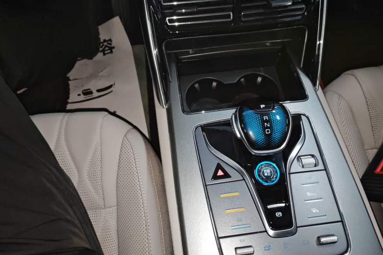 Used BYD Tang New Energy 2024 DM-p Glory Edition 215KM All-Wheel-Drive Premium Model