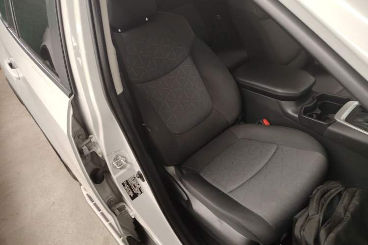 Used Toyota RAV4 2020 2.0L CVT Two-Wheel Drive Fashion Edition
