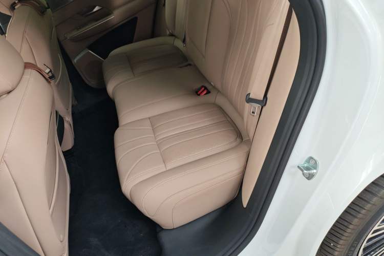 Used XPeng G9 2025 725 with Ultra-Long Range Max