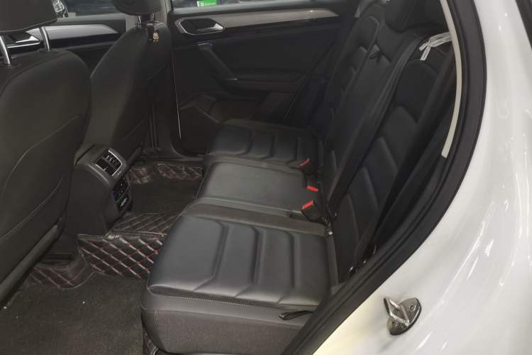 Used Volkswagen Tayron 2020 330TSI Two-Wheel Drive Luxury Smart Connectivity Version