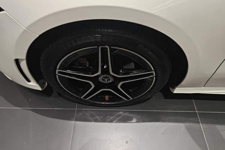 Used Mercedes-Benz A-Class 2021 A 200 L Sport Sedan Fashion Model
