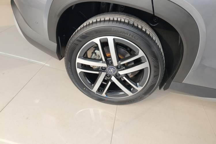 Used BYD Song L DM-i 2025 Intelligent Driving Version 112 km Beyond-Range Type