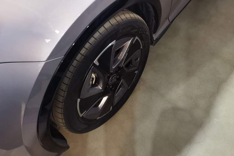 Used Toyota bZ3 2024 517 km Elite PRO