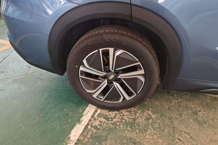 Used  Galaxy Xingjian 7 EM-i 2025 120km Flagship Edition
