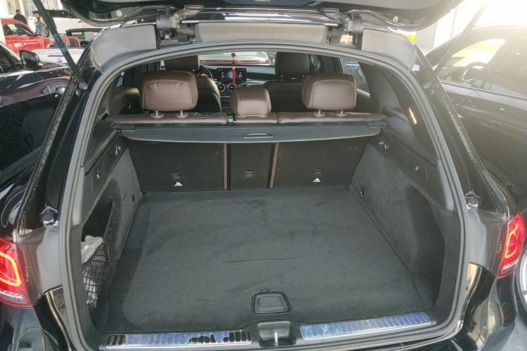 Used Mercedes-Benz GLC 2022 Refreshed GLC 300 L 4MATIC Dynamic Edition