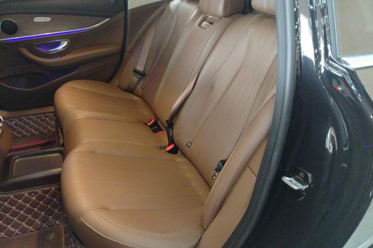 Used Mercedes-Benz E-Class 2020 E 260 L
